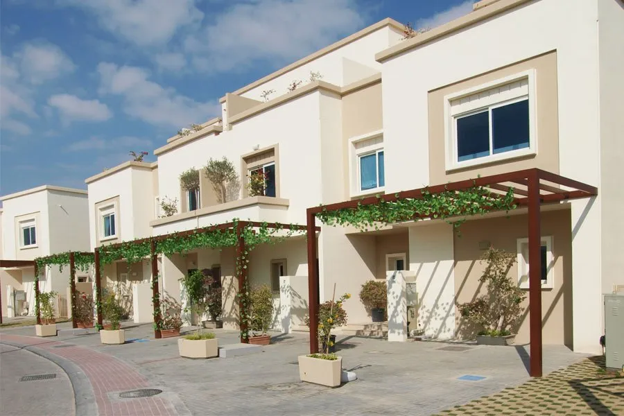 Villas with a pergola over the front terrace